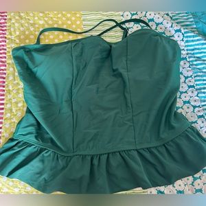 Green tankini with ruffles and removable straps medium